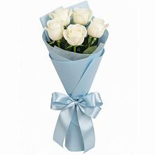 Букет 5 Белых роз Проуд в Красные Баррикады