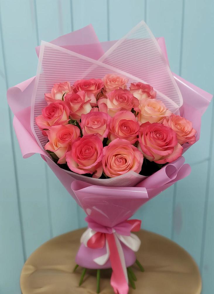 Букет 15 Розовых роз Равель в Красные Баррикады