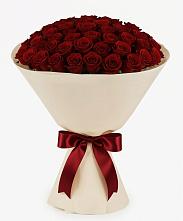 Букет 101 Бордовая роза Блэк Бакарра в Красные Баррикады
