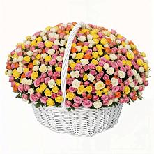 Премиум букет из: Розы #REPLACE_PRED# Красные Баррикады