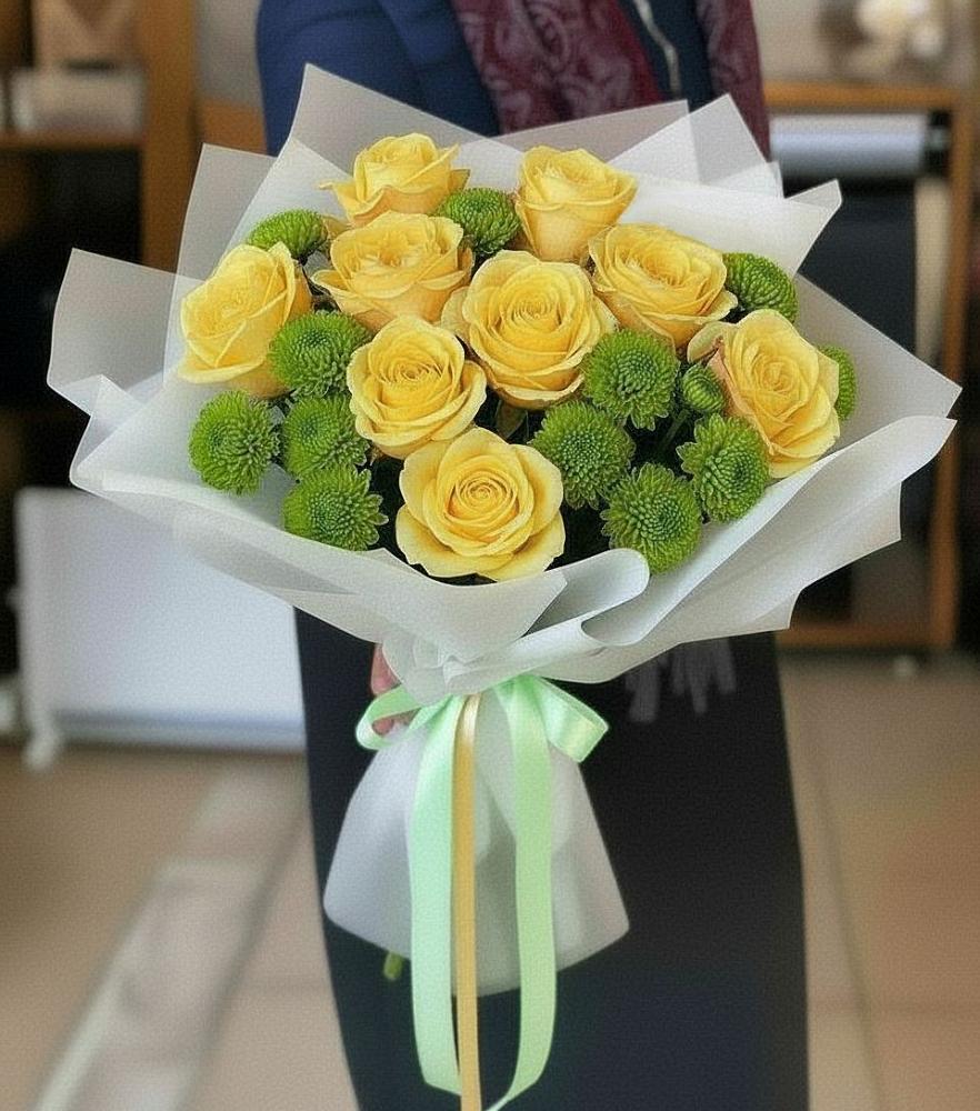 Букет цветов из: Хризантемы и Розы в Красные Баррикады