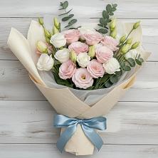 Букет цветов из:  Лизиантусы в Красные Баррикады