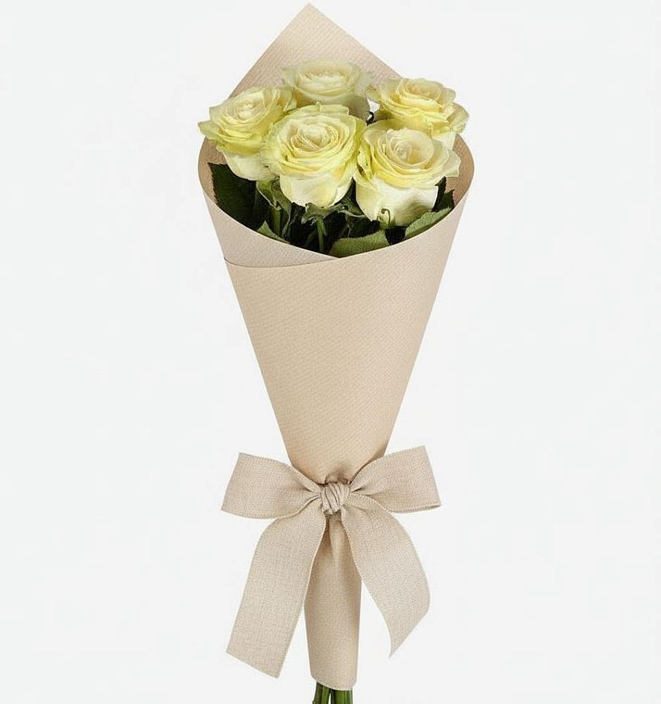 Букет цветов из: Розы в Красные Баррикады