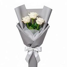 Букет 3 белые розы в Красные Баррикады