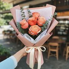 Букет цветов из:  Розы в Красные Баррикады