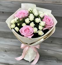 Букет цветов из:  Розы в Красные Баррикады