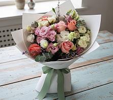 Букет цветов из:  Розы, Лизиантусы и Гвоздики в Красные Баррикады