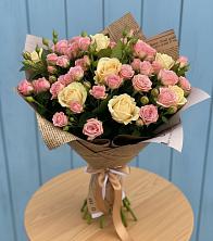 Букет цветов из:  Розы в Красные Баррикады