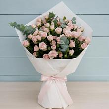 Букет цветов из:  Розы в Красные Баррикады