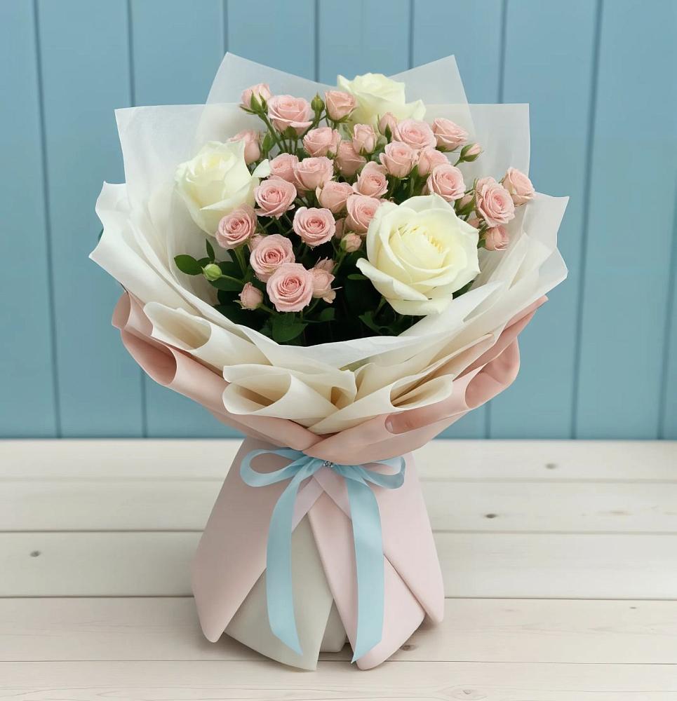 Букет цветов из: Розы в Красные Баррикады