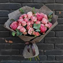 Букет цветов из:  Розы в Красные Баррикады